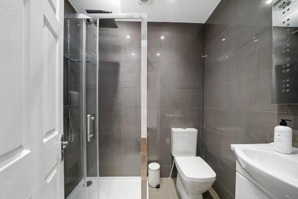 The Chaucer Suite - Exceptionally Stylish - Sleeps 4 Canterbury Exterior foto